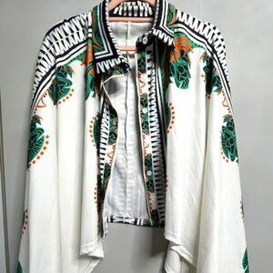 One Size Beautiful Top with Collar